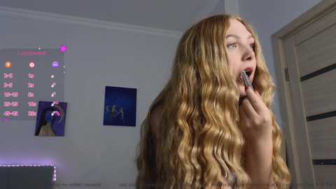 small_blondee @ chaturbate on 20241003