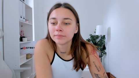 eleonora_linn_ @ chaturbate on 20241005