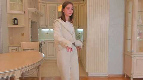harrieteasley @ chaturbate on 20241007