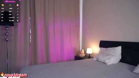 felissiany @ chaturbate on 20241008
