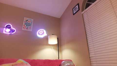 khloeexoxo @ chaturbate on 20241009