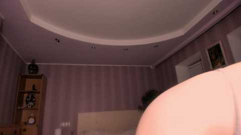 laura_ponter @ chaturbate on 20241009