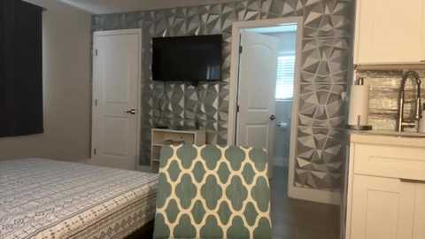 elijahkinky @ chaturbate on 20241010