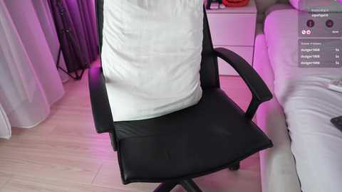 kissing33 @ chaturbate on 20241010