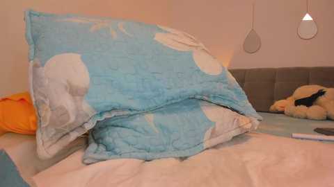 bush_woman @ chaturbate on 20241011