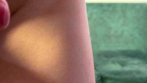 exotic_gold @ chaturbate on 20241011