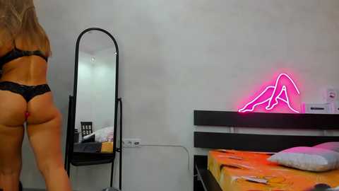 milf_tea @ chaturbate on 20241011