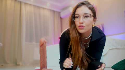 rosyemily @ chaturbate on 20241011