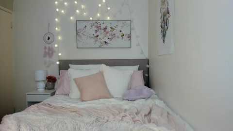 xolunarae @ chaturbate on 20241011