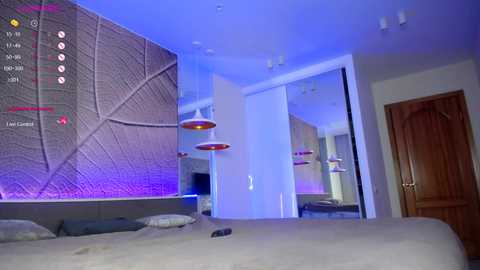 brightrays__ @ chaturbate on 20241012