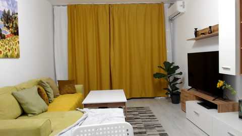 hot_babes_live @ chaturbate on 20241012