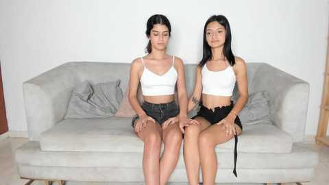 littlesexualworld @ chaturbate on 20241012