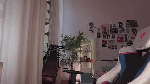 vivian_qwerty @ chaturbate on 20241012