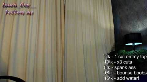 laura_coy__