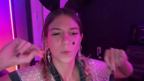 oliviahansleyy @ chaturbate on 20241015
