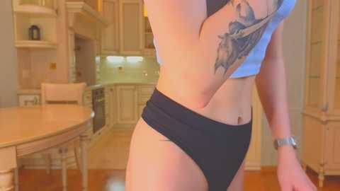 harrieteasley @ chaturbate on 20241016