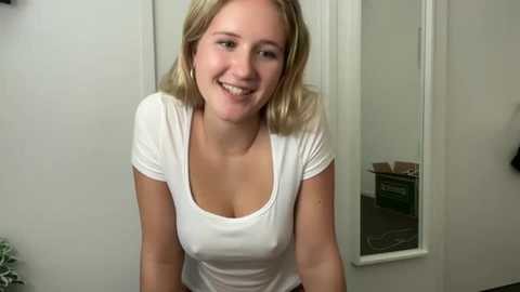 itsssosierra @ chaturbate on 20241016
