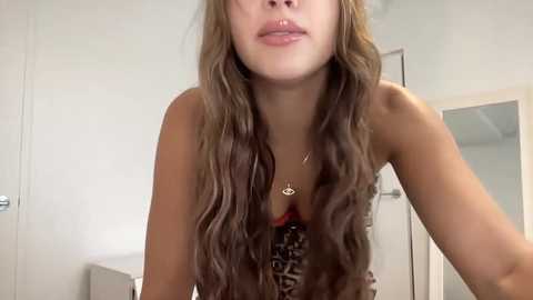 shysashy @ chaturbate on 20241016