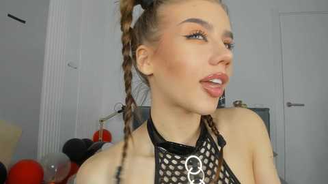 jenie_fire @ chaturbate on 20241017