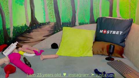 pinkypuppa @ chaturbate on 20241018