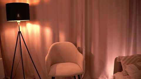 scarletmore @ chaturbate on 20241018