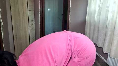 2whitediamonds @ chaturbate on 20241019