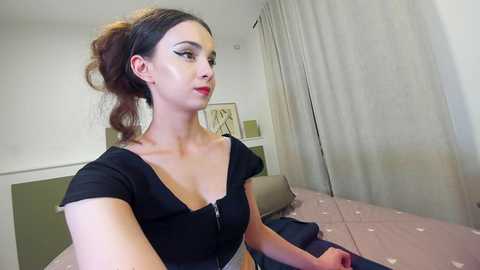 ehotlovea @ chaturbate on 20241019