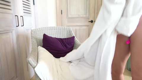 island_peach @ chaturbate on 20241020