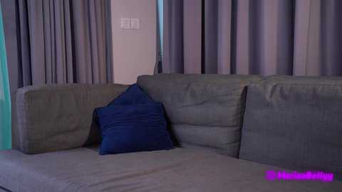 mariabelly @ chaturbate on 20241020