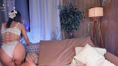 hinatabroks @ chaturbate on 20241021