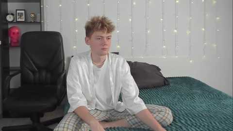 kirill_20_cm @ chaturbate on 20241021