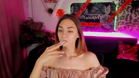 rebecca__gold @ chaturbate on 20241021