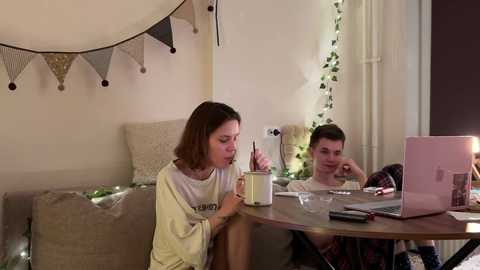 di_n_alex @ chaturbate on 20241023