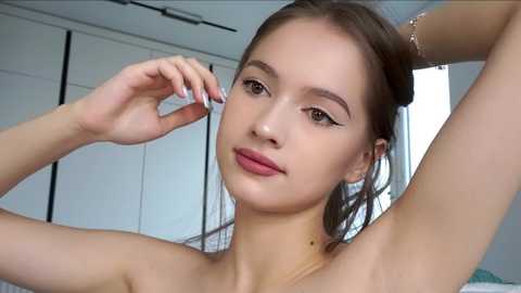 hecola @ chaturbate on 20241023