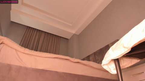 minnie_jin @ chaturbate on 20241023