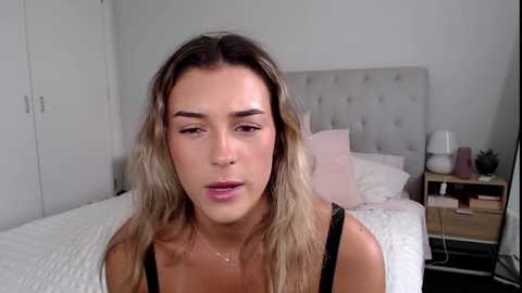 parisbabyxox @ chaturbate on 20241023