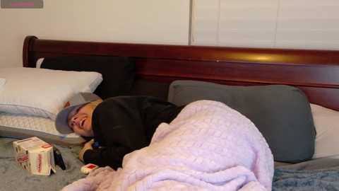 ramichick @ chaturbate on 20241023