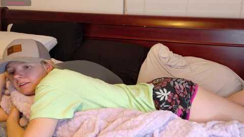 ramichick @ chaturbate on 20241023