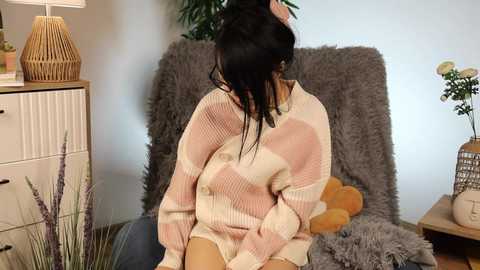 hinatabroks @ chaturbate on 20241026