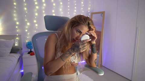 laramonroe_ @ chaturbate on 20241026