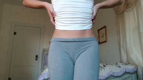 littlegreekflower @ chaturbate on 20241027