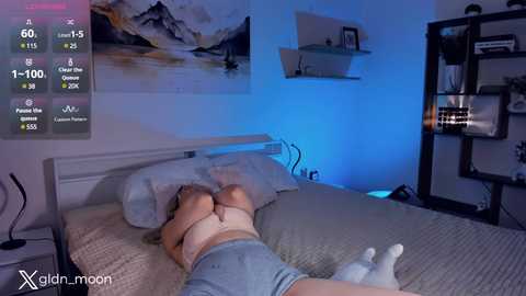 _golden_moon_ @ chaturbate on 20241030