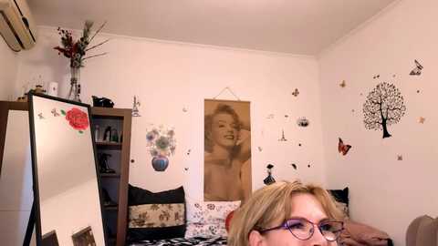 elacoquette @ chaturbate on 20241030