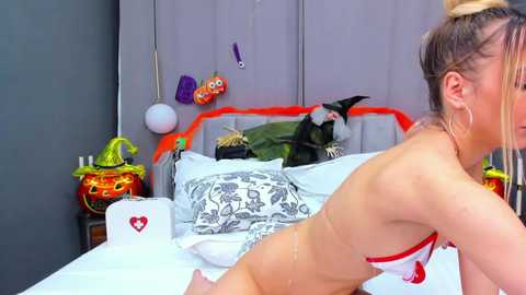 emillybronte @ chaturbate on 20241101