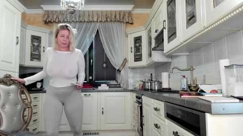 tunderose @ chaturbate on 20241101