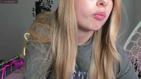 melissa_sshy @ chaturbate on 20241102