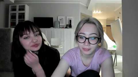 pinkdoll1 @ chaturbate on 20241102