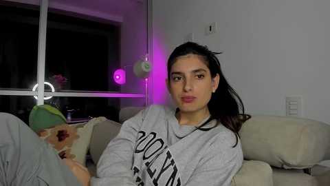 hollyshit_ @ chaturbate on 20241104