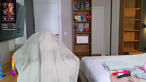 curvyjules69 @ chaturbate on 20241105