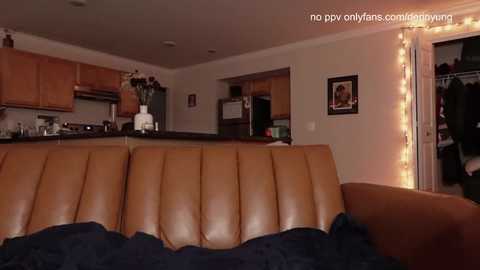 deeyungguy @ chaturbate on 20241106